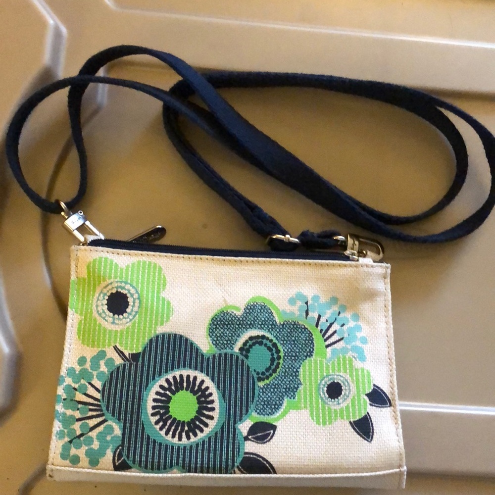 Thirty-One clutch